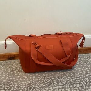 Dagne Dover Landon Neoprene Carryall Bag size large, orange, never been used
